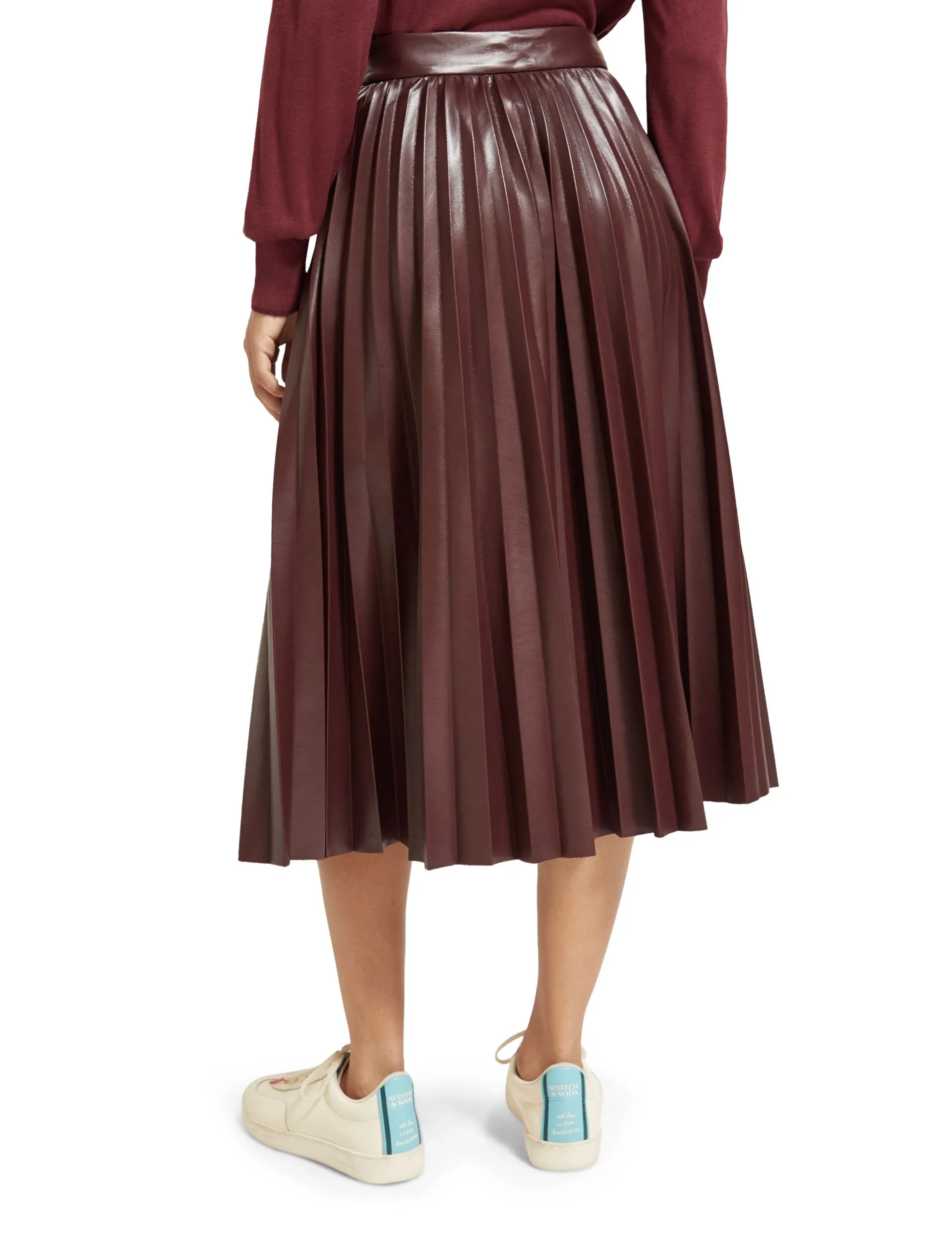 Faux leather pleated high rise midi skirt in Bordeaux