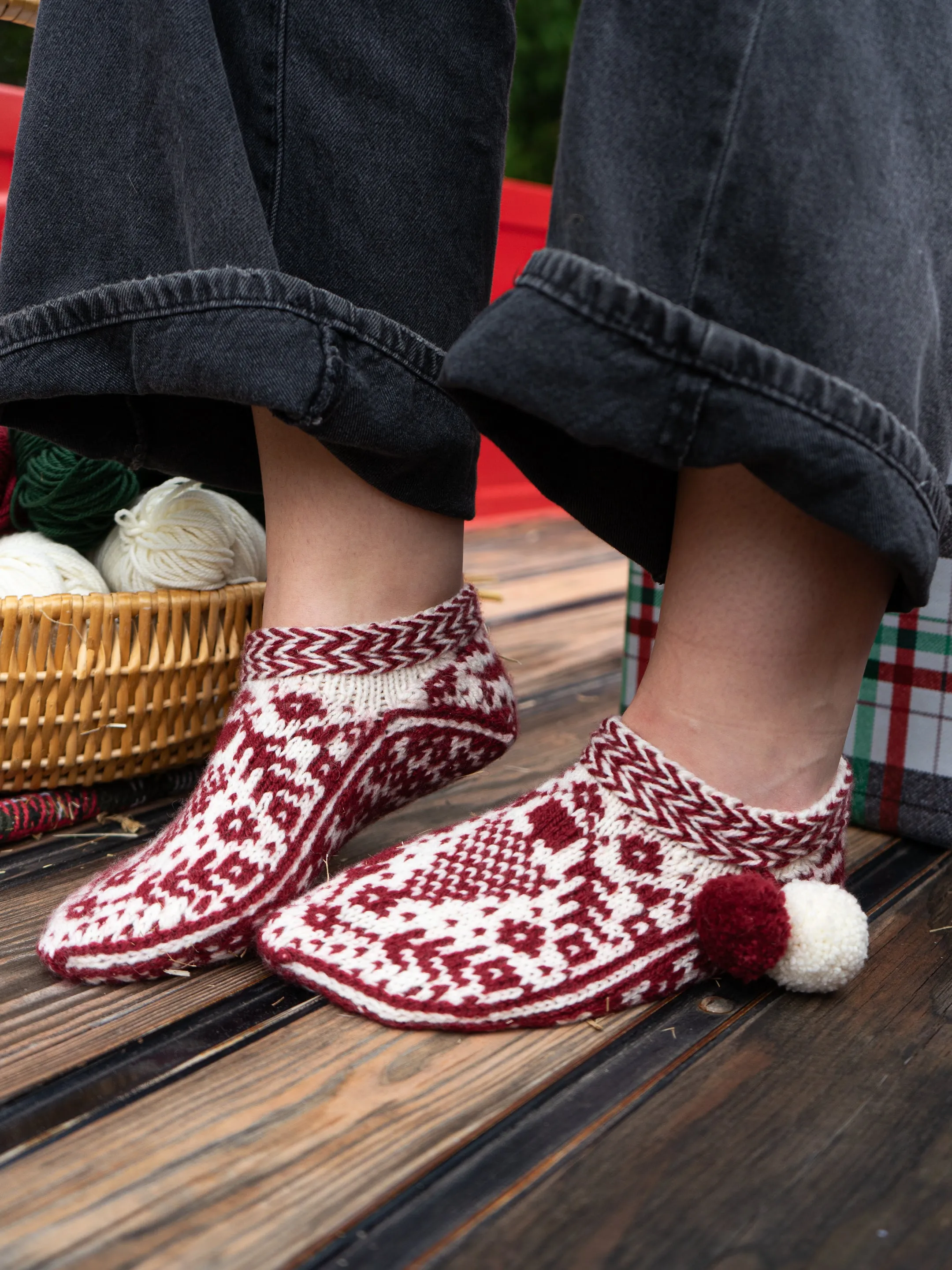 Glad Tidings Slippers by Caitlin Shepherd <br/><small>knitting pattern</small>