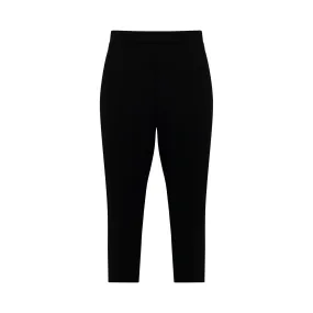 Slim Astaires Cropped Pants in Black