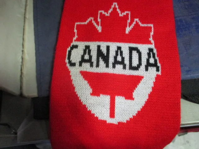 Used Canada Knit Scarf